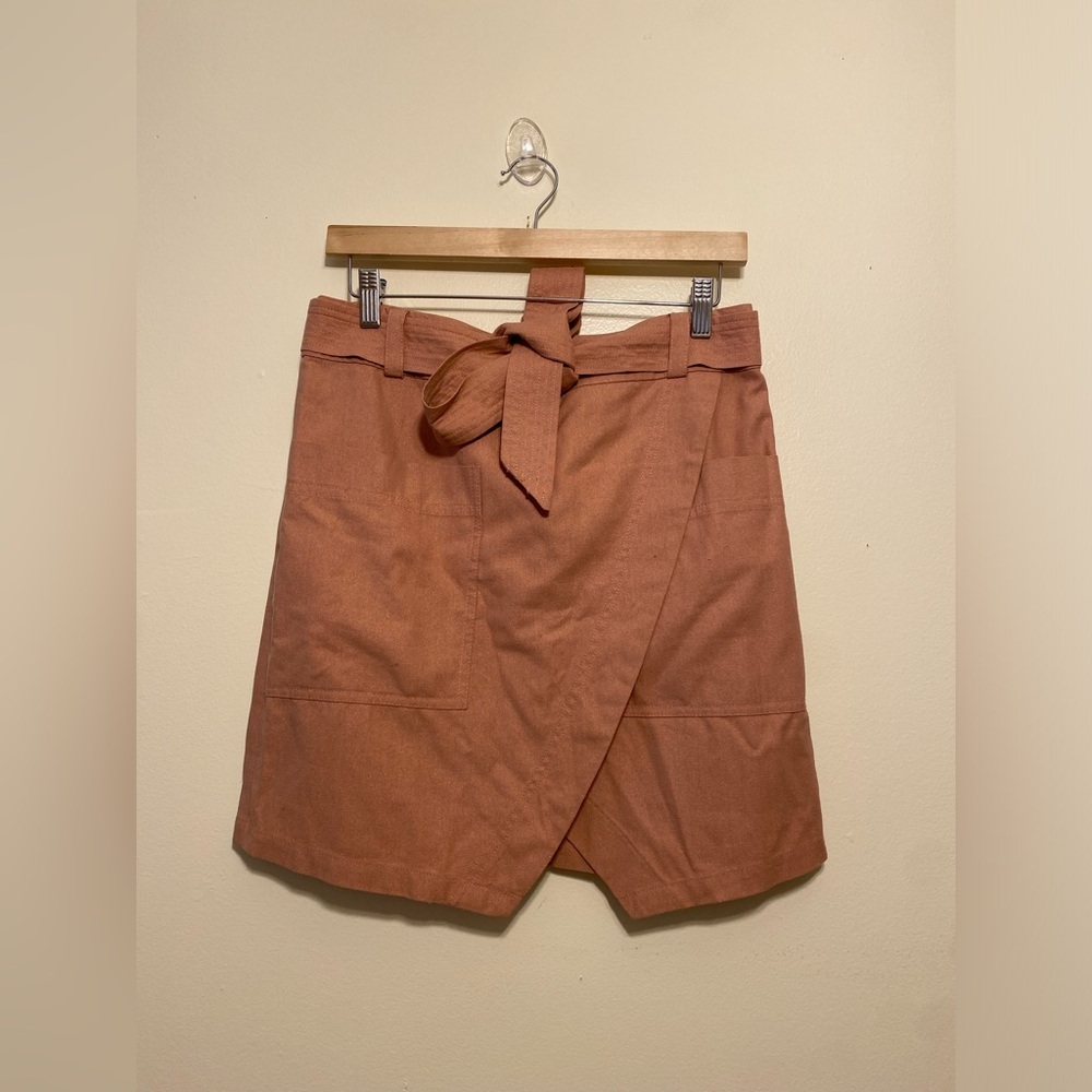 Madewell Silk Pink Tone Wrap Skirt with Front Tie. Size 6 . Style F2984